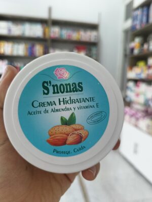 snonas créme hydratante à l'huile d'amande douce et vitamine e سنوناس كريم مرطب بزيت اللوز و الفيتامين
